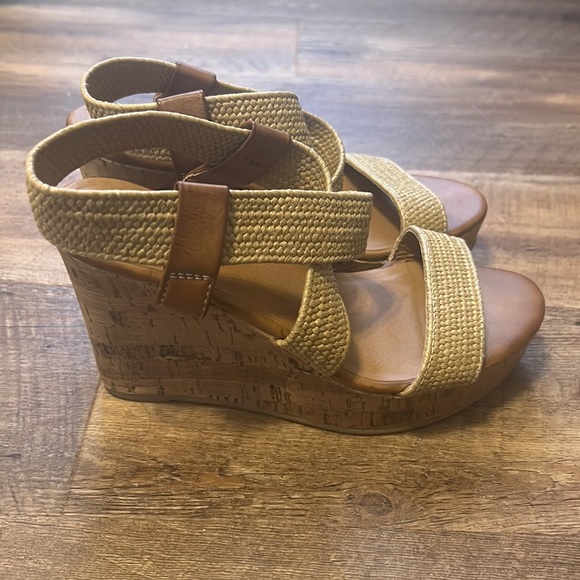 Jellypop Makenna Strappy Cork Sandals - 7.5 - Picture 6 of 9